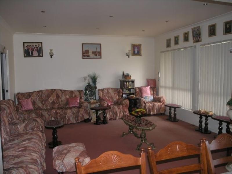 Farmborough Heights NSW 2526