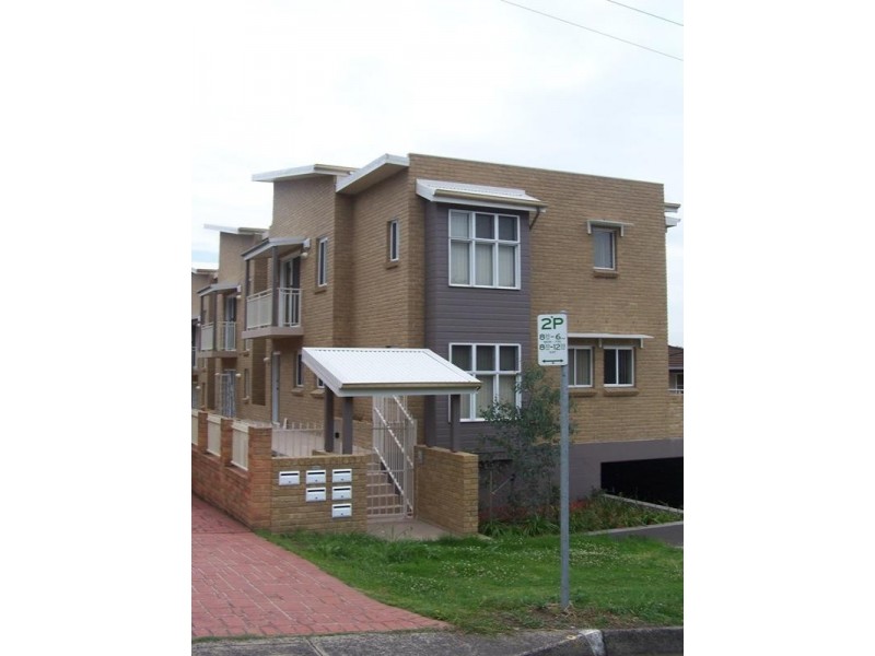 3/26 Loftus Street, Wollongong NSW 2500