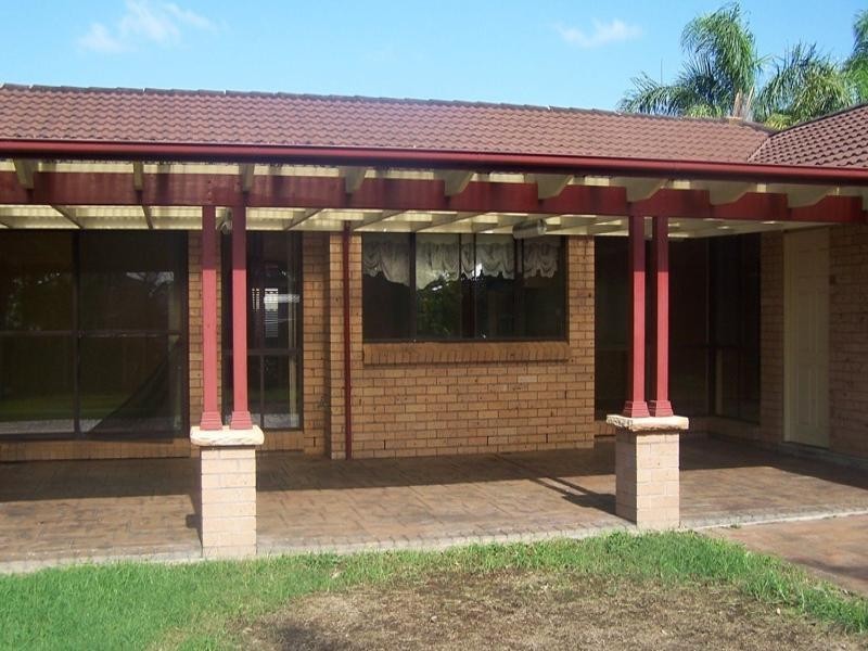27 Wollonyuh Crescent, Horsley NSW 2530