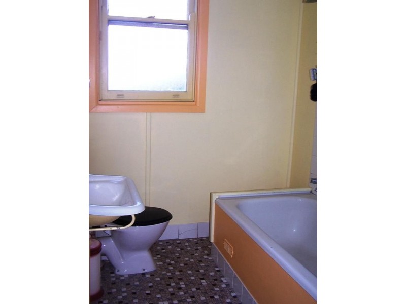 77 Farmborough Road, Farmborough Heights NSW 2526