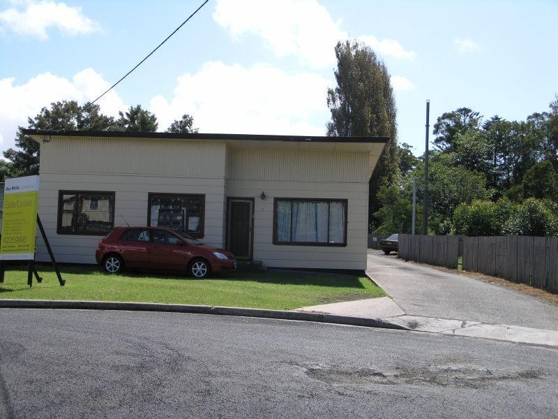 2 Albert Street, Corrimal NSW 2518