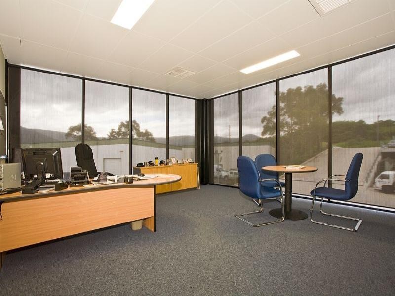 244 Nolan Street, Unanderra NSW 2526