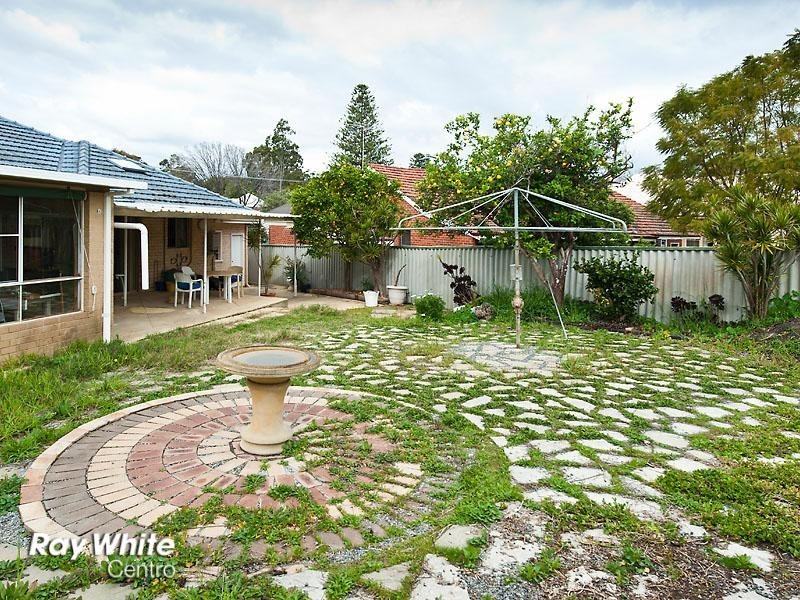 43 Oceanic Drive, Floreat WA 6014