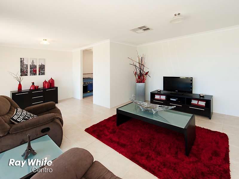 22 Tamarisk Drive, Halls Head WA 6210