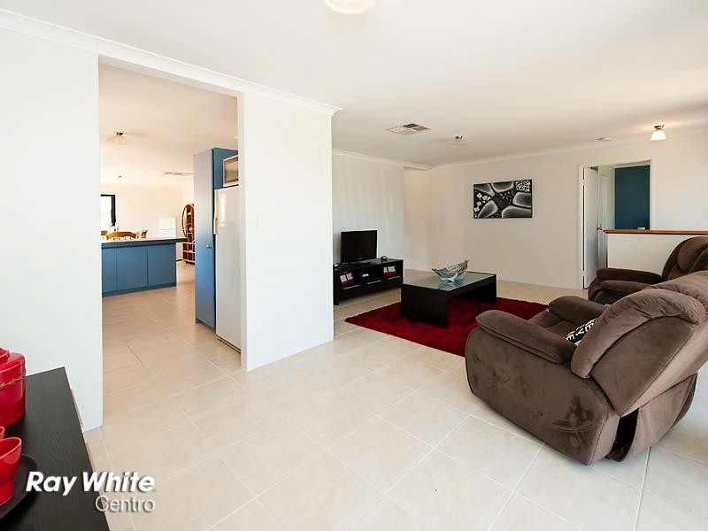 22 Tamarisk Drive, Halls Head WA 6210