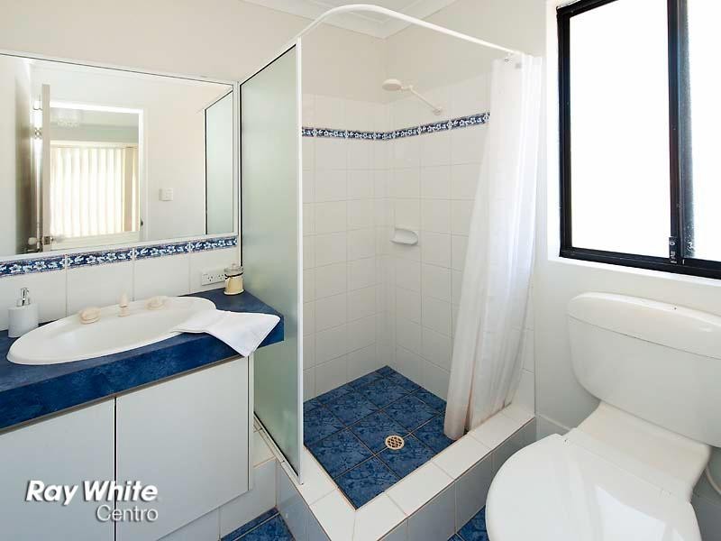 22 Tamarisk Drive, Halls Head WA 6210