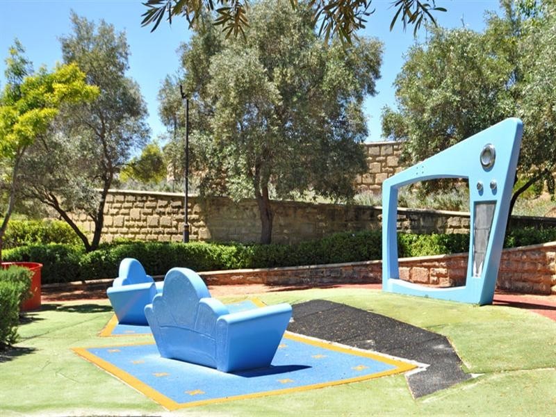 7 Old Jacaranda Way, Subiaco WA 6008