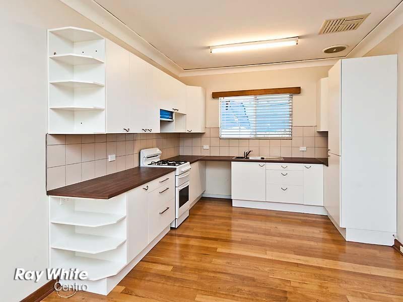 21 Templetonia Crescent, City Beach WA 6015