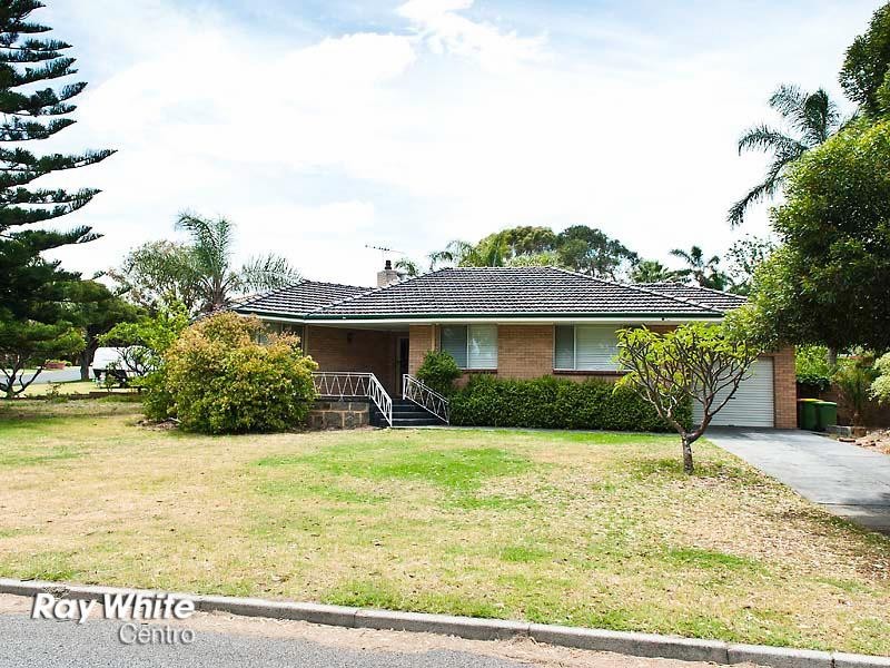 21 Templetonia Crescent, City Beach WA 6015