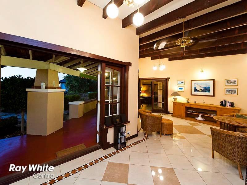 17 Munsie Avenue, Daglish WA 6008