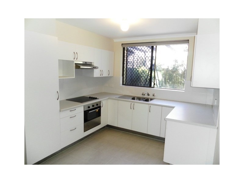 3/2 Essex Street, Wembley WA 6014