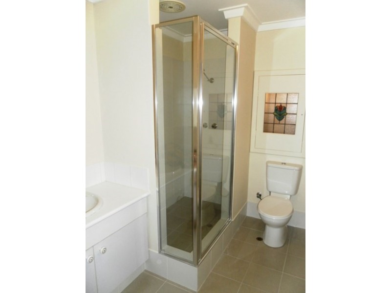 3/2 Essex Street, Wembley WA 6014