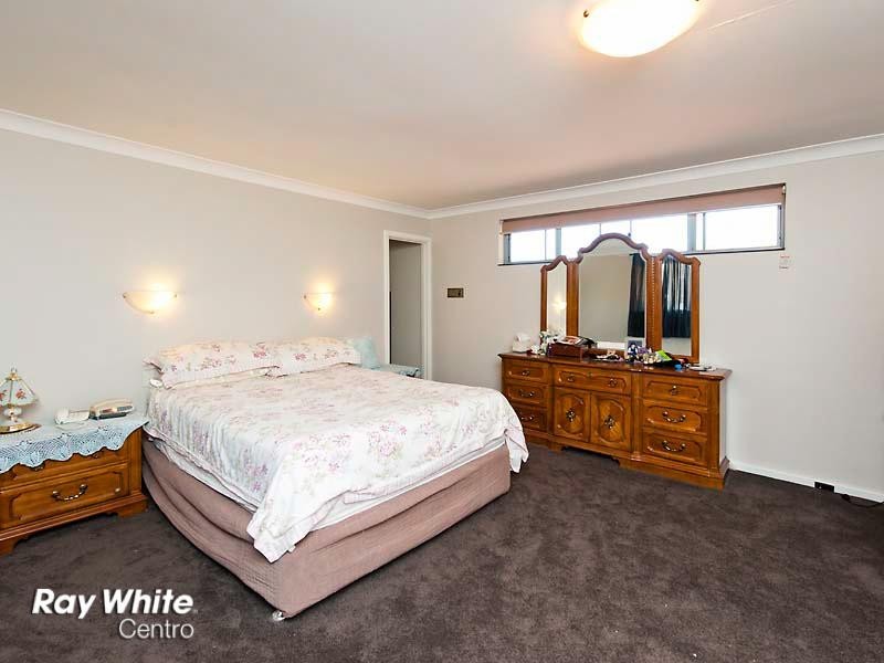 5 Muir Place, Booragoon WA 6154