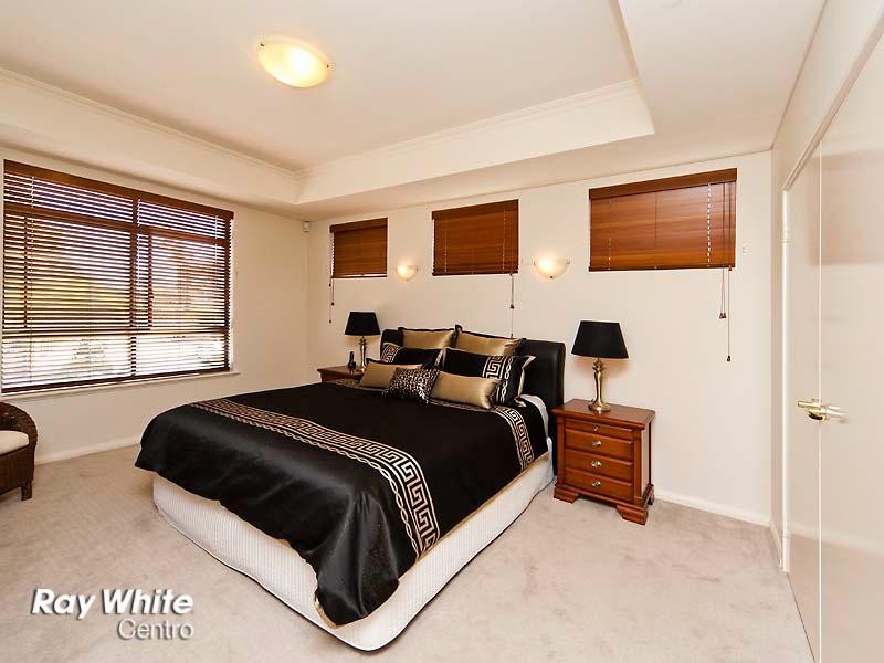 2/2 Brigid Road, Subiaco WA 6008