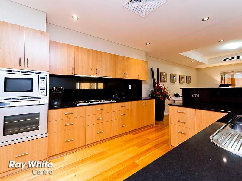 2/2 Brigid Road, Subiaco WA 6008