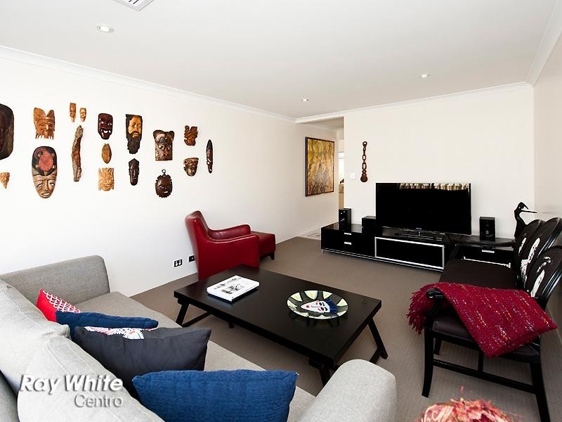 19 Sharperton Meander, Mandurah WA 6210