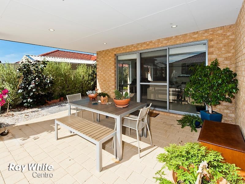 19 Sharperton Meander, Mandurah WA 6210