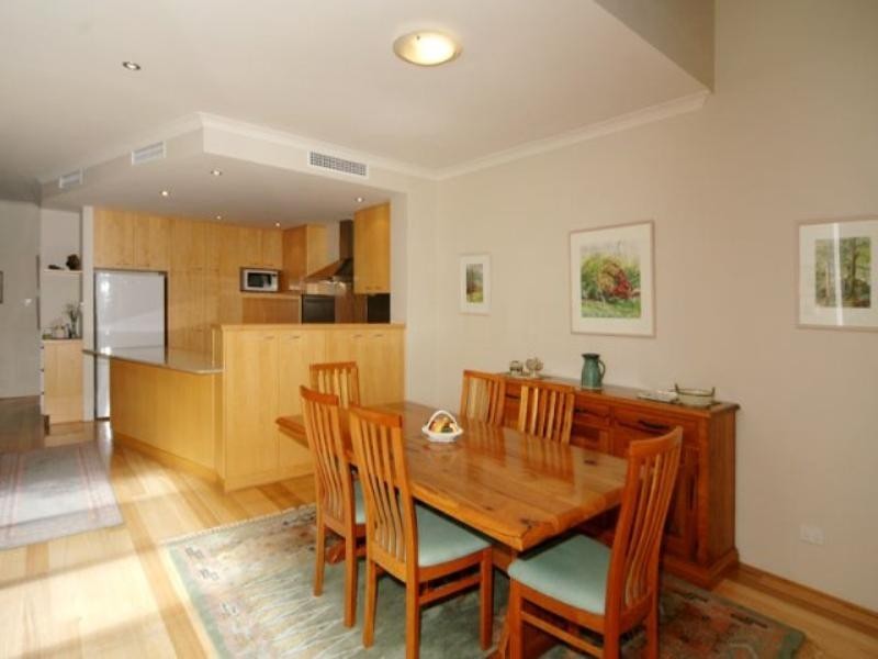 68 Coral Tree Avenue, Subiaco WA 6008
