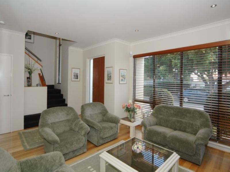 68 Coral Tree Avenue, Subiaco WA 6008