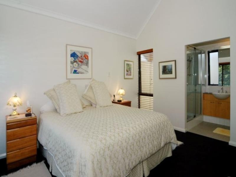 68 Coral Tree Avenue, Subiaco WA 6008