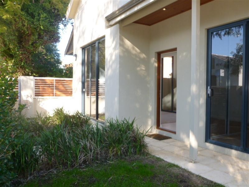 111a Churchill Avenue, Subiaco WA 6008