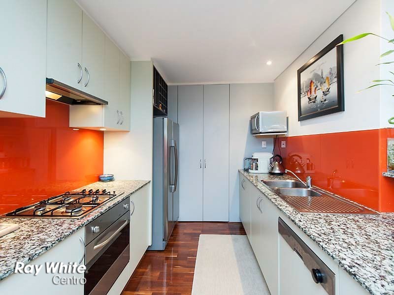 2/26 Saunders Street, East Perth WA 6004