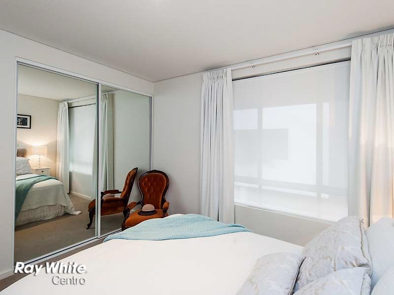 2/26 Saunders Street, East Perth WA 6004