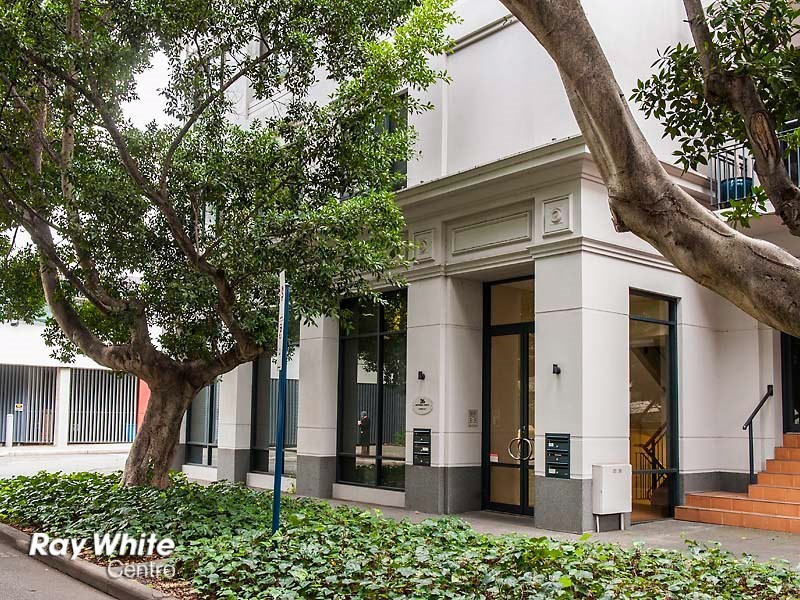 2/26 Saunders Street, East Perth WA 6004