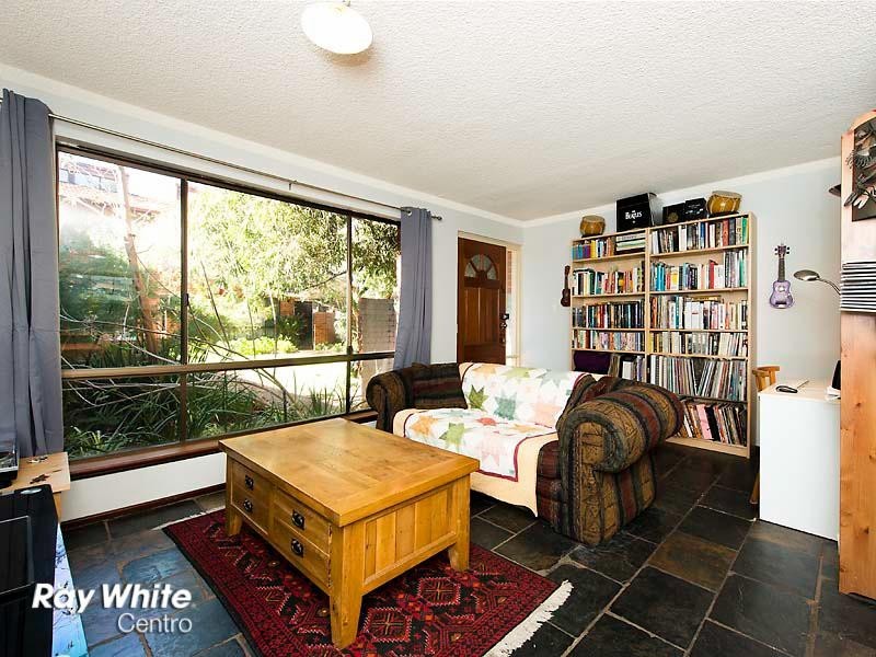 9/233 Onslow Road, Shenton Park WA 6008