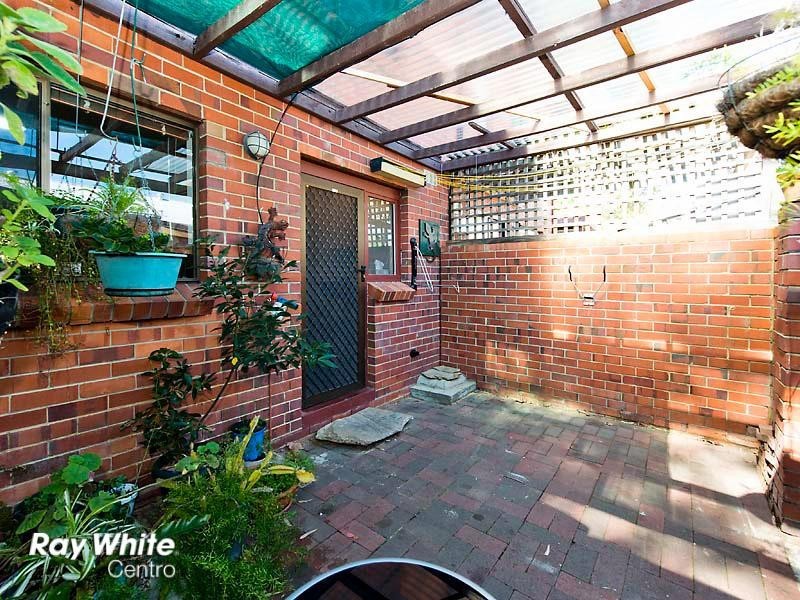 9/233 Onslow Road, Shenton Park WA 6008