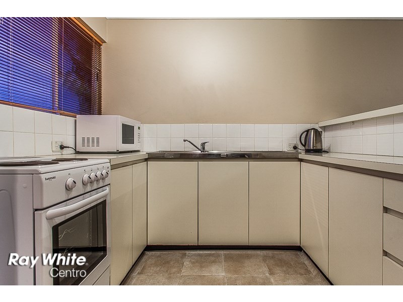 6/2 Waterway Court, Churchlands WA 6018