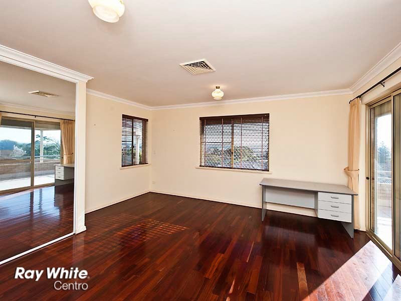 2/15 Kinsella Street, Joondanna WA 6060
