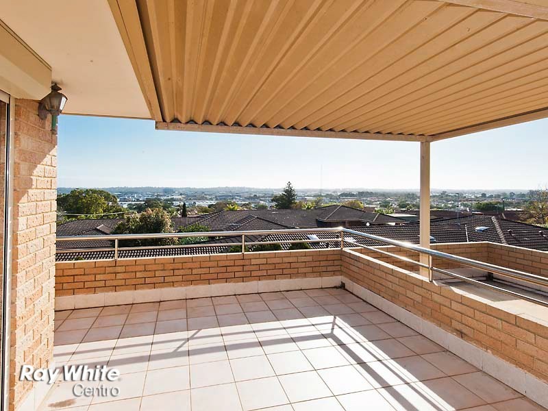 2/15 Kinsella Street, Joondanna WA 6060