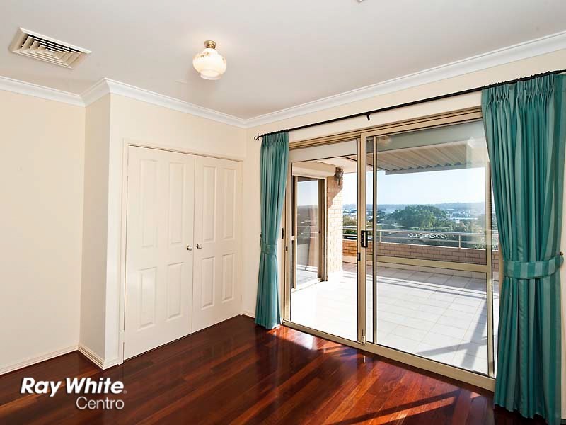 2/15 Kinsella Street, Joondanna WA 6060