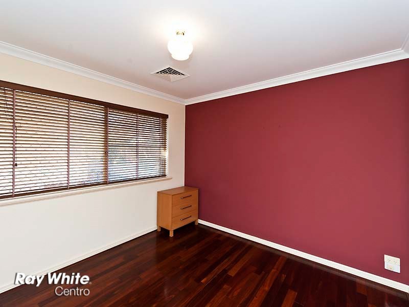 2/15 Kinsella Street, Joondanna WA 6060