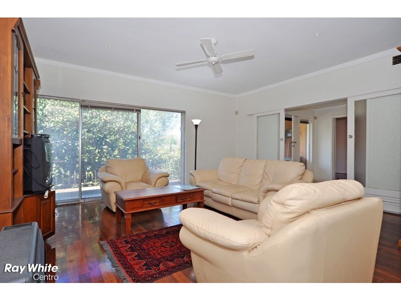 19 Kalinda Drive, City Beach WA 6015