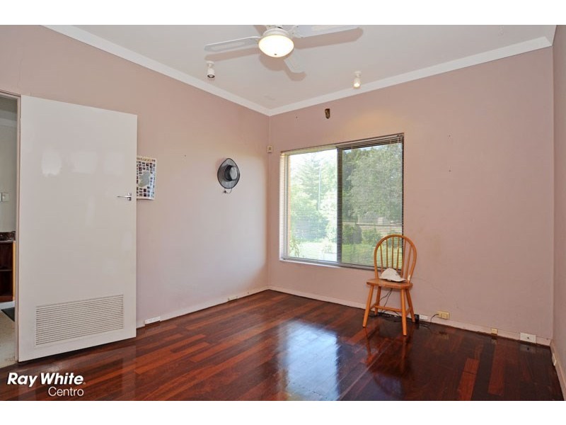 19 Kalinda Drive, City Beach WA 6015