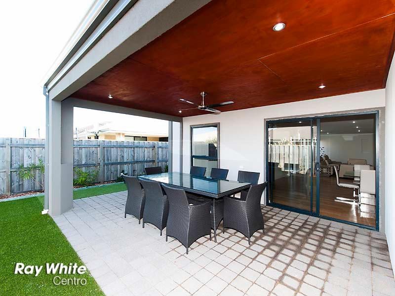 47 Marsdenia Road, Halls Head WA 6210