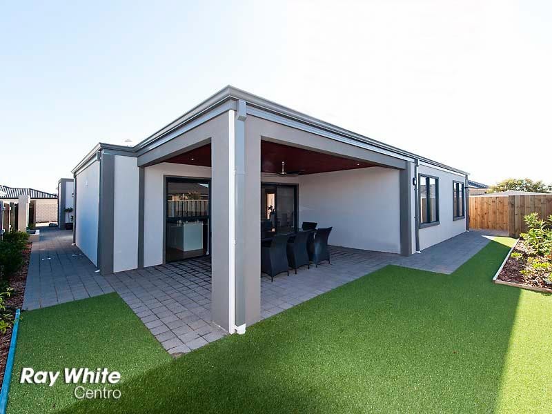 47 Marsdenia Road, Halls Head WA 6210