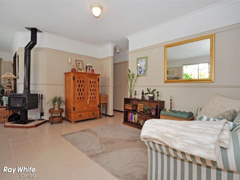 12 Lukin Way, Bassendean WA 6054