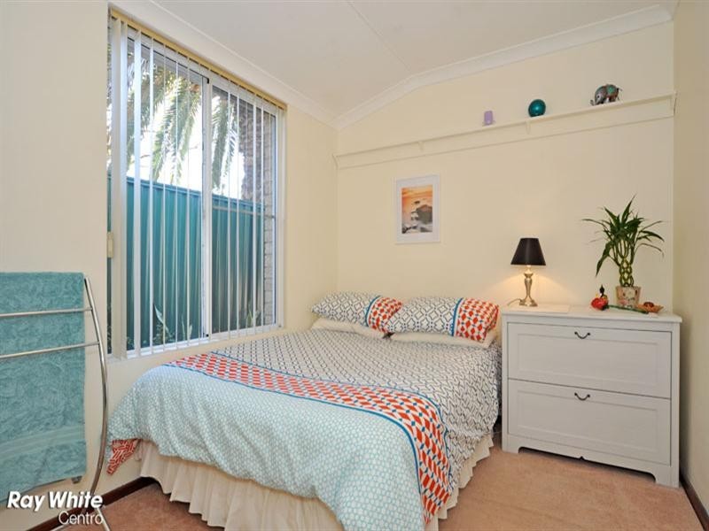 12 Lukin Way, Bassendean WA 6054