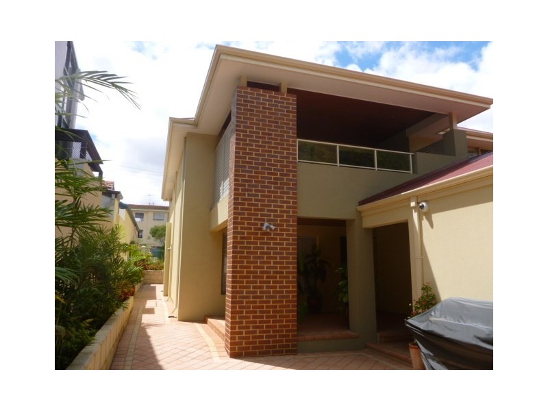 8 McCarthy Street, Perth WA 6000