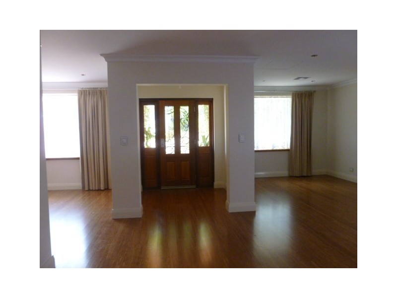 8 McCarthy Street, Perth WA 6000