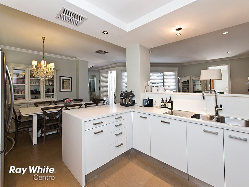 25 University Avenue, Churchlands WA 6018