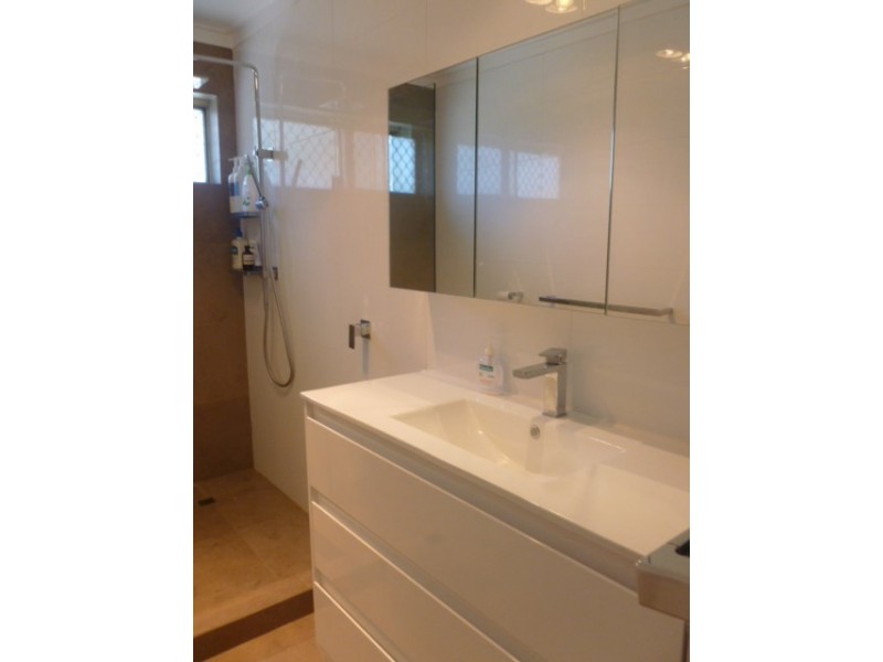 2/5 Denton Street, Wembley WA 6014