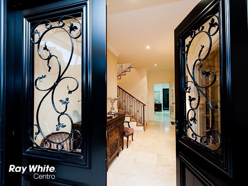 3 Boxall Place, Churchlands WA 6018