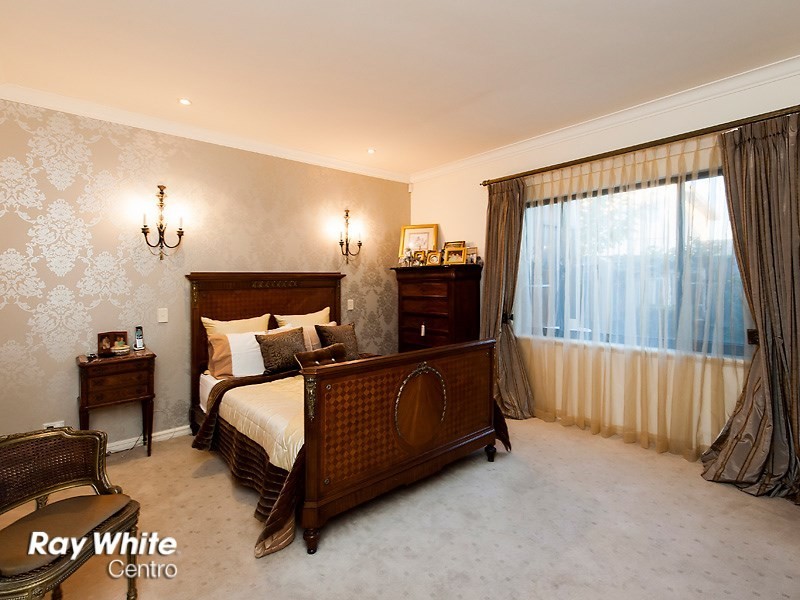 3 Boxall Place, Churchlands WA 6018