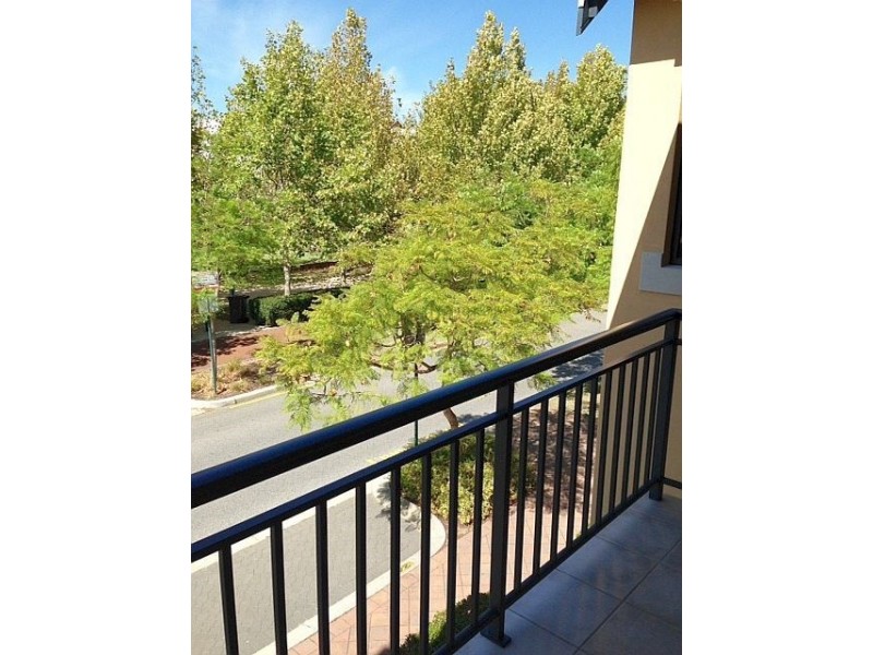 24 Mere View Way, Subiaco WA 6008