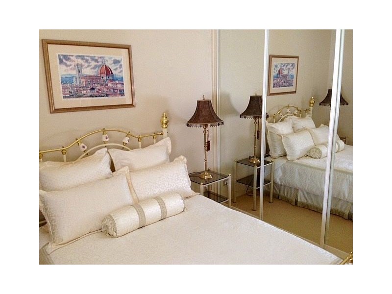 24 Mere View Way, Subiaco WA 6008