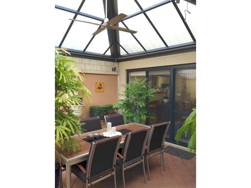 24 Mere View Way, Subiaco WA 6008